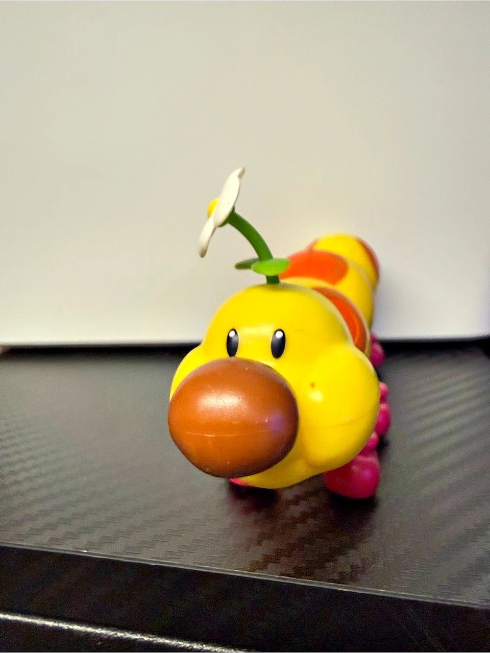Super Mario Wiggler Figure 12" 2023 Nintendo Yellow Caterpillar Jakks Pacific